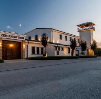 Surovce Maison | PenziónZemianskyDvor