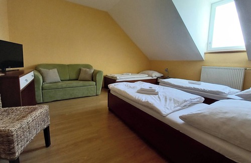 Mikulovice Hôtel | Penzion a restaurace Blatenský dvůr