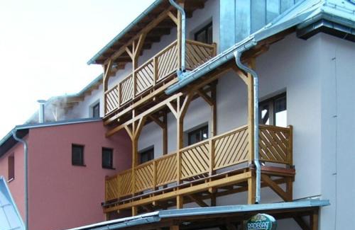 Karolinka Maison | Penzion a restaurace Sklář