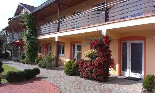 Roznava Maison | Penzion Areal Zamma