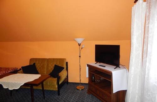 Osecna Maison | Penzion Dřevěnka