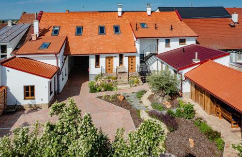 Mikulcice Appartement | Penzion Folklór na Gruntě