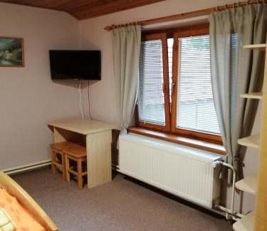 Hrabusice Maison | Penzion Jendrál