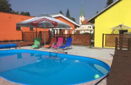 Krasny Dvur Maison | Penzion Krásný Dvůr