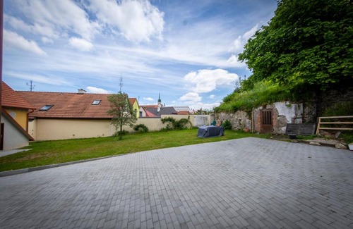 Jindrichuv Hradec Maison | Penzion Nežárka 59