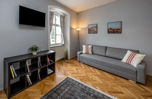 Roundnice nad Labem Maison | Penzion Popelka