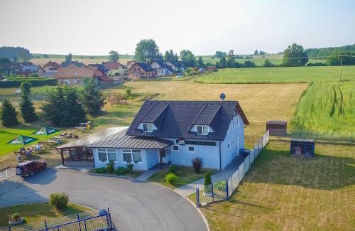 Dlouhy Ujezd Maison | Penzion restaurace U Švábků