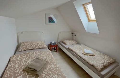 Uhercice Appartement | Penzion Schwarzava