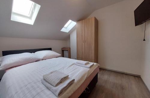 Strachotin Maison | Penzion Strachotín
