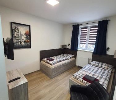 Klasterec nad Ohri Maison | Penzion TOŠA