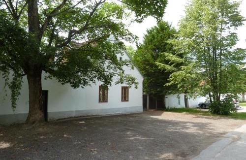Pistina Maison | Penzion U Houšků