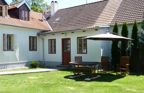 Pistina Maison | Penzion U Houšků