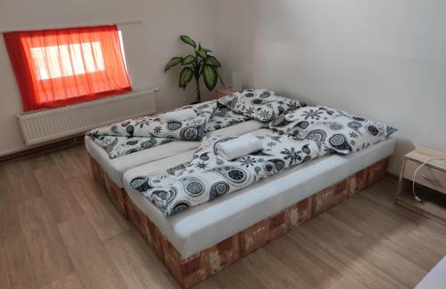 Znojmo Maison | Penzion U Hradeb