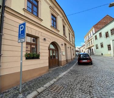 Znojmo Appartement | Penzion U Radnice, b 6