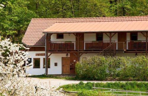Blansko Maison | Penzion U Strakatého Koně