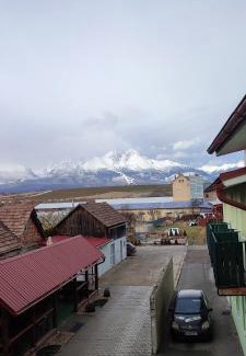 Huncovce Maison | Penzion Zelený Dvor
