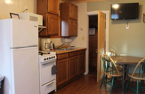 Fremont Cabine | Perch Cabin - Waterfront resort on Fremont Wolf River