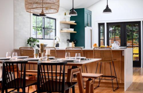 Queen Anne Maison | Perch - Emerald Cottage