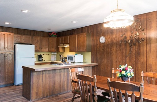 Baldwin Cabine | Pere Marquette River Fishing Cabin 4