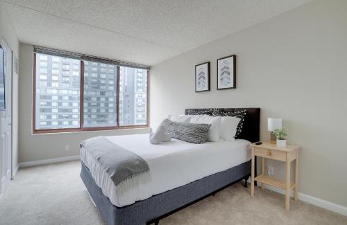 Crystal City Appartement | Perfect 2BR Apartment on 10th Floor