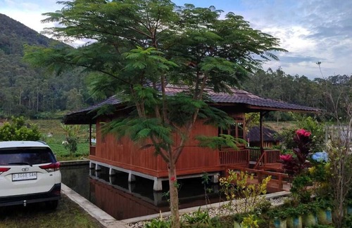 Ciwidey Maison | Perfect 3-bedroom bungalow in Ciwidey with stunning views