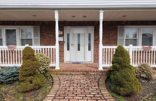 Lido Beach Maison | Perfect 4-Bedroom House Steps to Beach in Lido Beach, NY