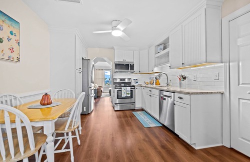 Chic's Beach Maison | Perfect Beach Getaway Spot and Great For Families