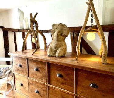 Fyfield Maison | Perfect country cottage retreat!