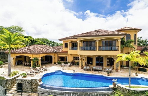 Playa Hermosa Maison | Perfect Family Vacation with Amazing views of Playa Hermosa