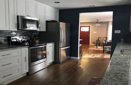 Grapevine Maison | Parfait pour la location d'entreprise, d'affaires ou personnelle - Location minimum de 30 jours