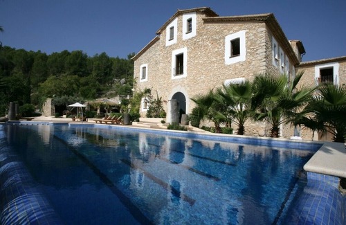 Sant Pere de Ribes Maison | Grande villa de luxe près de Sitges, Barcelone parfaite pour les grands groupes.