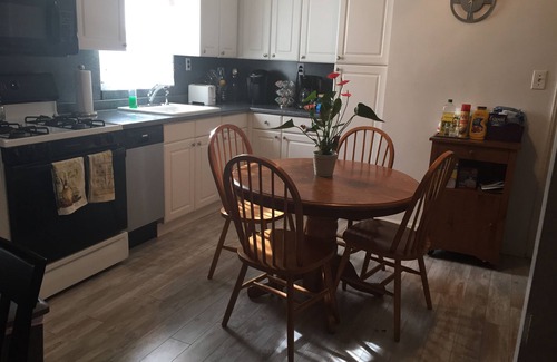 Holliswood Maison | Parfait pour les familles ou les voyageurs d'affaires à la recherche d'un week-end prolongé à New York