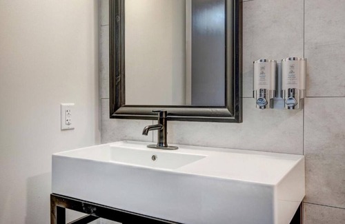 Silverthorne Hôtel | Perfect for Friends or Groups – 3 Affordable Units, Walk to Everything