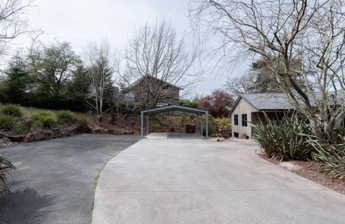 Newstead Maison | Perfect for groups and large families - Sleeps 12