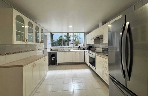 Naucalpan Maison | Perfect for Groups, Large Garden, Exclusive Suburb