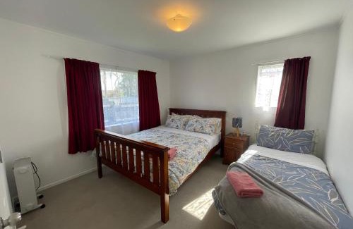 Owhata Maison | Perfect for Large Group-Near Redwood Forest