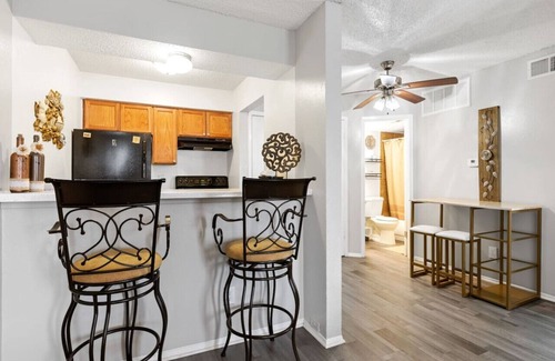 Park Central Appartement | PERFECT FOR LONG STAYS! CENTRAL DFW