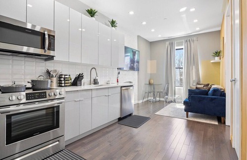 Harlem Hôtel | Perfect for Tourism: Near Train, Times Sq, Dining