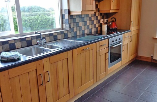 The Whitford House Hotel Appartement | Perfect for visiting beaches & Louisburgh