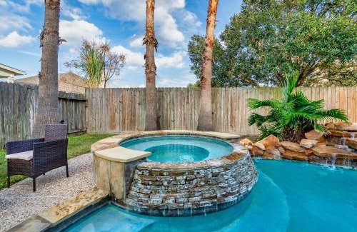 Spring Maison | Perfect Getaway with POOL, SPA, and Private Gym
