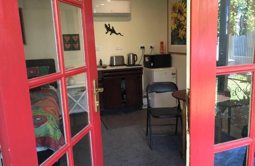 Hepburn Appartement | Perfect Hideaway for two ... Hepburn Spa Country