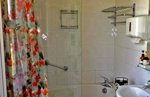 Newport Appartement | Perfect house for exploring Westport & cycling the Greenway