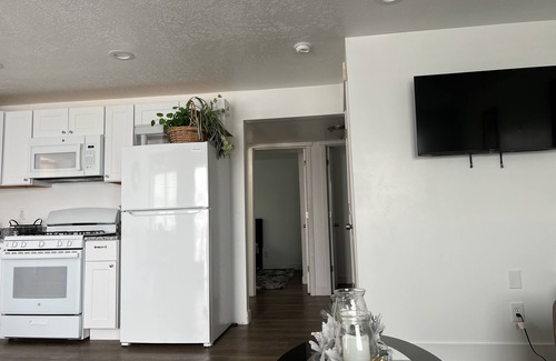Tooele Appartement | Perfect Little 2 Bedroom Basement apartment