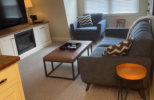Auburn Copropriété | Perfect Little Condo in Downtown Auburn.