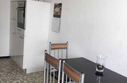 Winterberg Appartement | TOPLAGE! Directement sur le domaine skiable, carrousel de remontées mécaniques, parc à vélos, piste de bobsleigh, Rothaarsteig