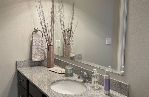 Starkville Copropriété | PERFECT LOCATION!