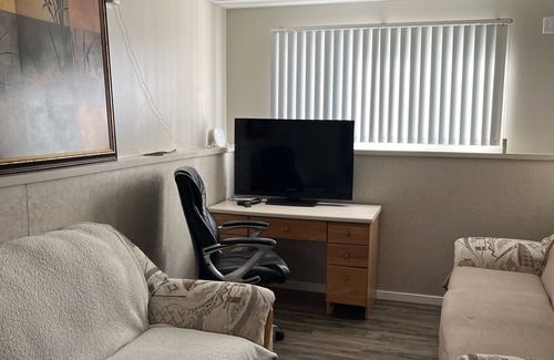 Wetaskiwin Maison | Perfect place to be away from big city yet close and close to Edmonton airport