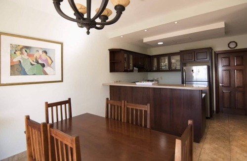 Playa Hermosa Maison | Fabulous Family Style Home - Walking distance from Hermosa Beach - Casa de Gigi