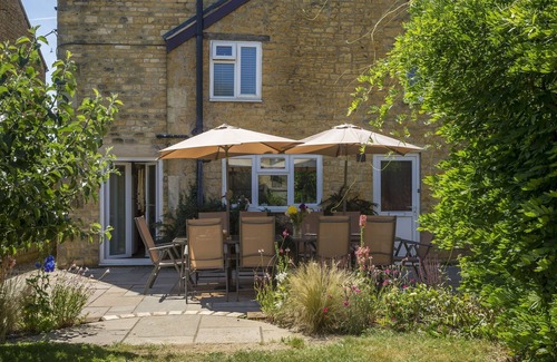 Bourton Maison | Parfaitement situé au coeur de ce magnifique village des Cotswolds de Bourton-on-the-Water