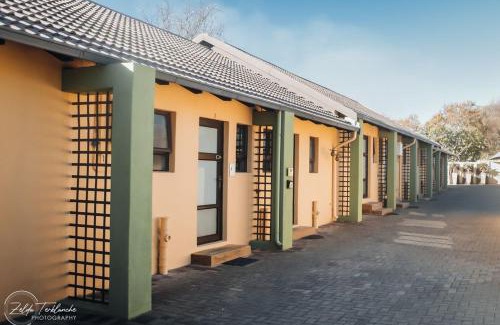 Secunda Lit Et Petit-Déjeuner | Perfek Stay Guesthouse